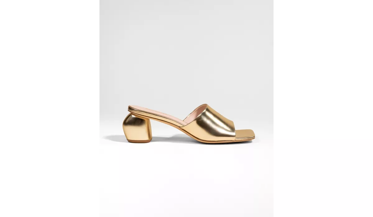 Sandales à talons bas