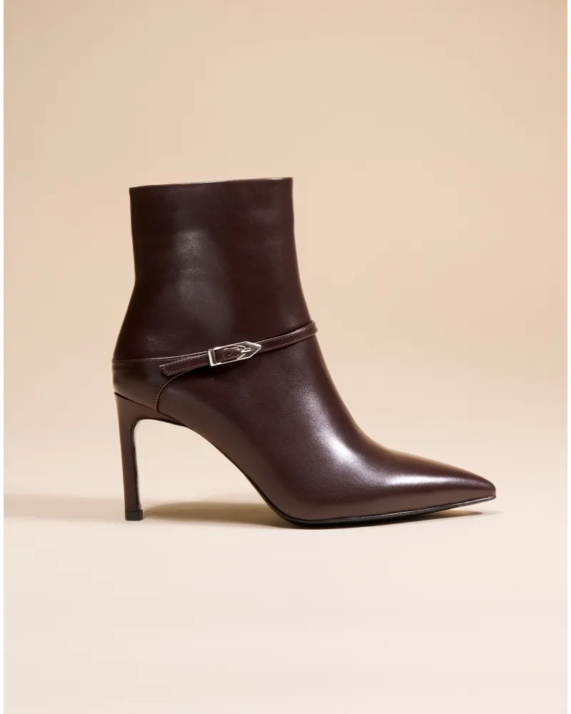 BOTTINES EN CUIR CHOCOLAT A BOUT POINTU ET TALON AIGUILLE CALLAS CHOCOLATE