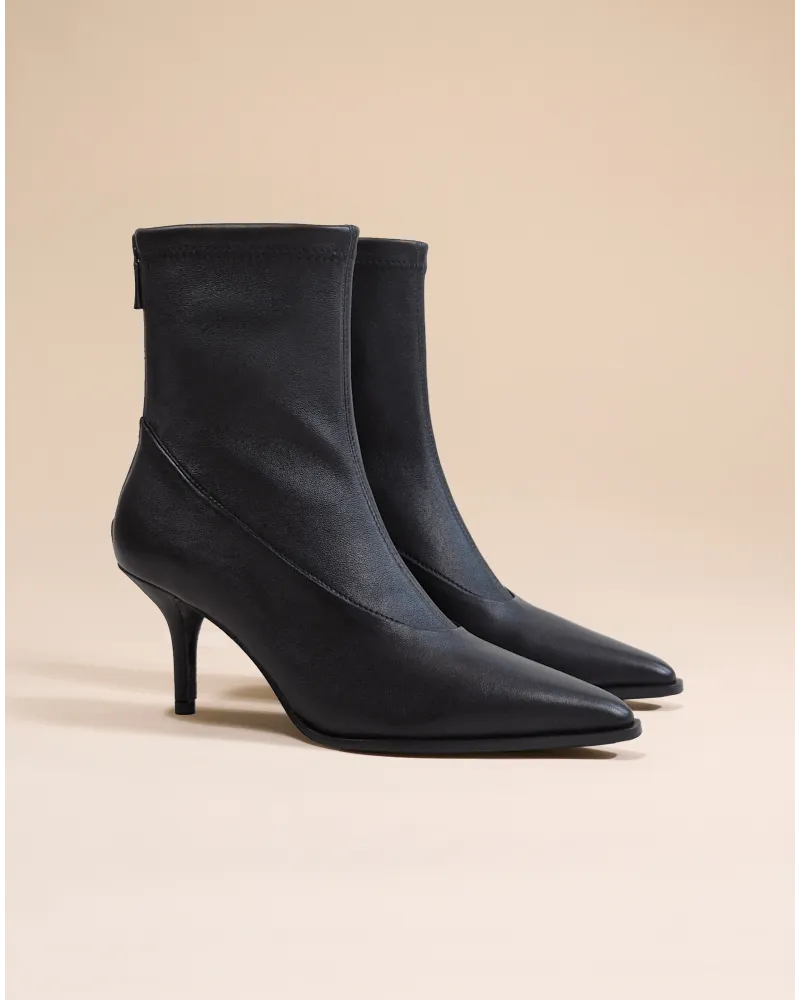 BOTTINES NOIRES A BOUT POINTU ET TALON AIGUILLE ANDO BLACK CALF