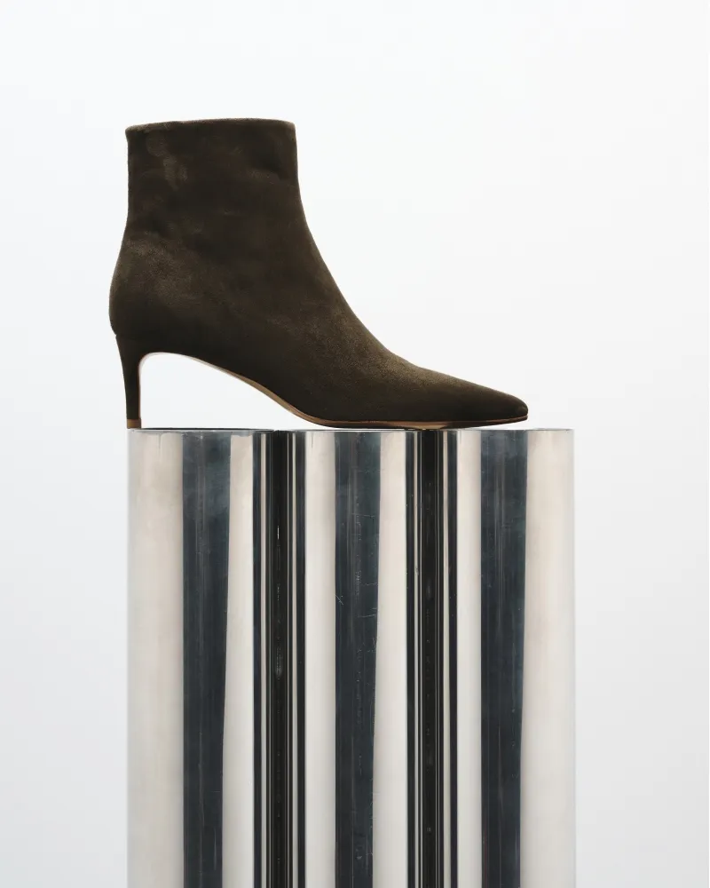 Bottines à talon et bout pointu Noura Low Kaki Suede