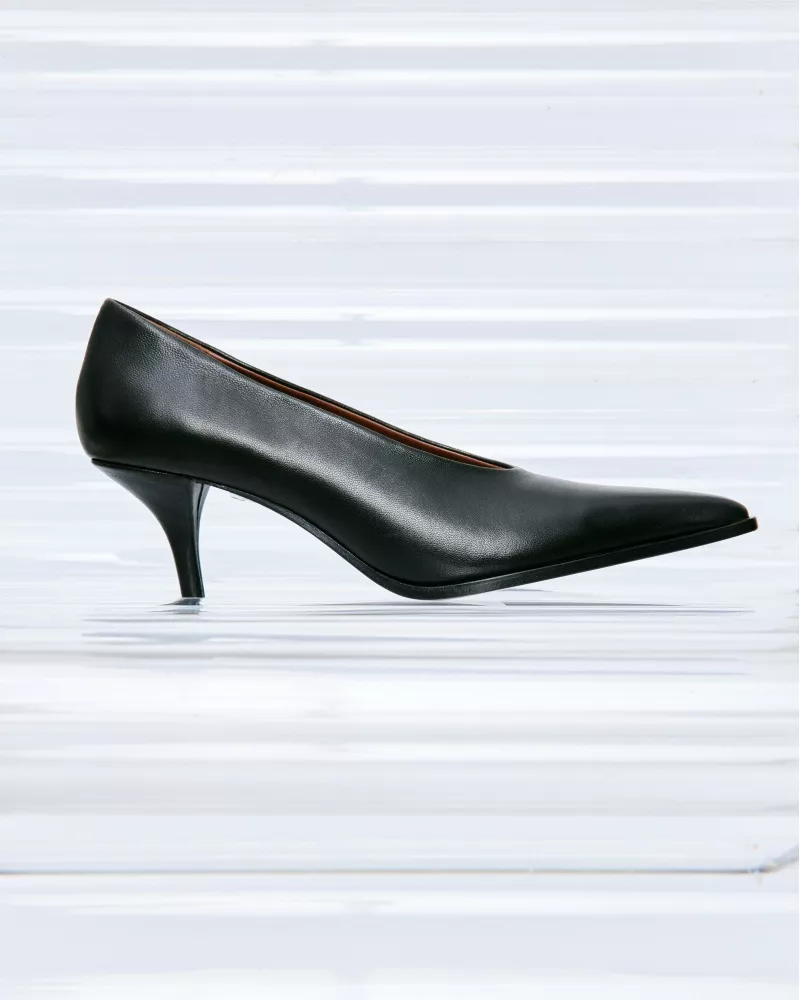 Escarpin en cuir noir à bout pointu Anna Black