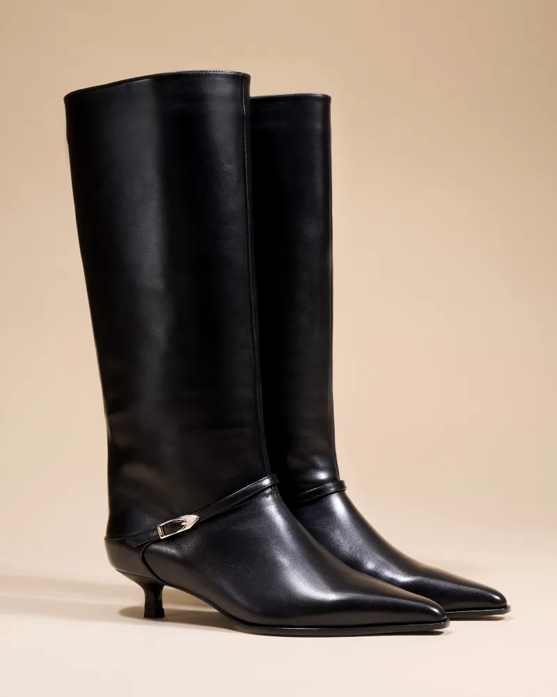 LOW-HEELED BOOTS WITH POINTED TOES EILEEN BLACK