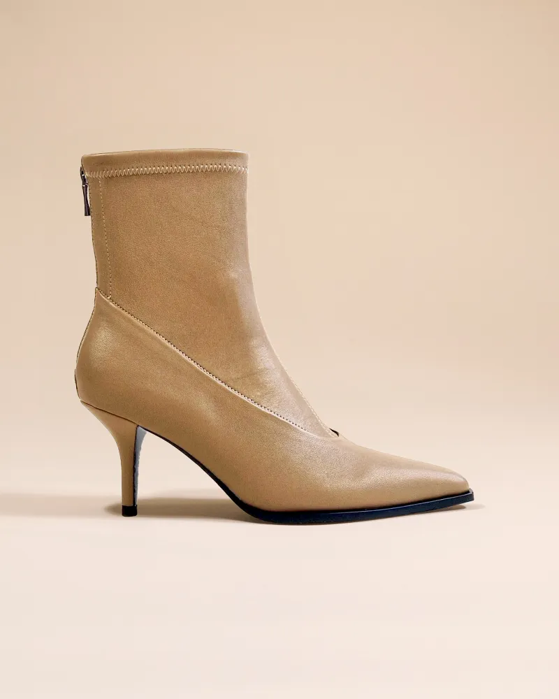 BEIGE POINTED-TOE ANKLE BOOTS WITH STILETTO HEEL ANDO BEIGE