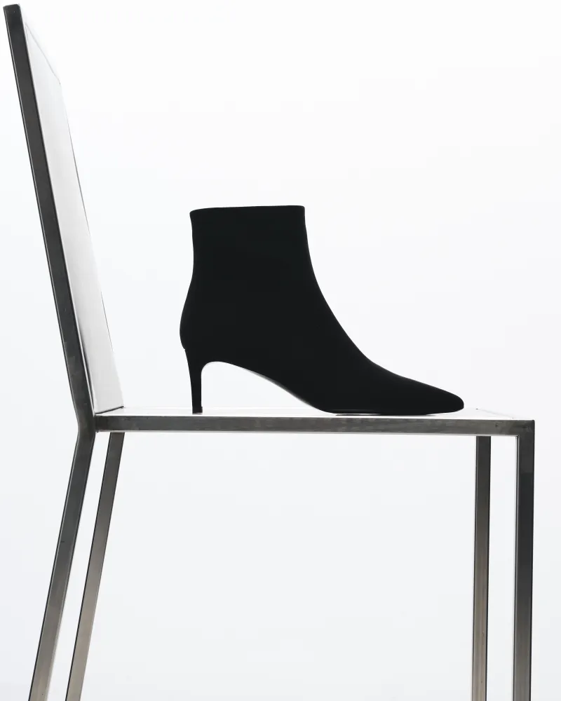 Ankle boots with heel and pointed toe Noura Low Black Mat