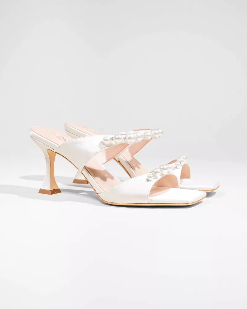 Raina Pearls White
