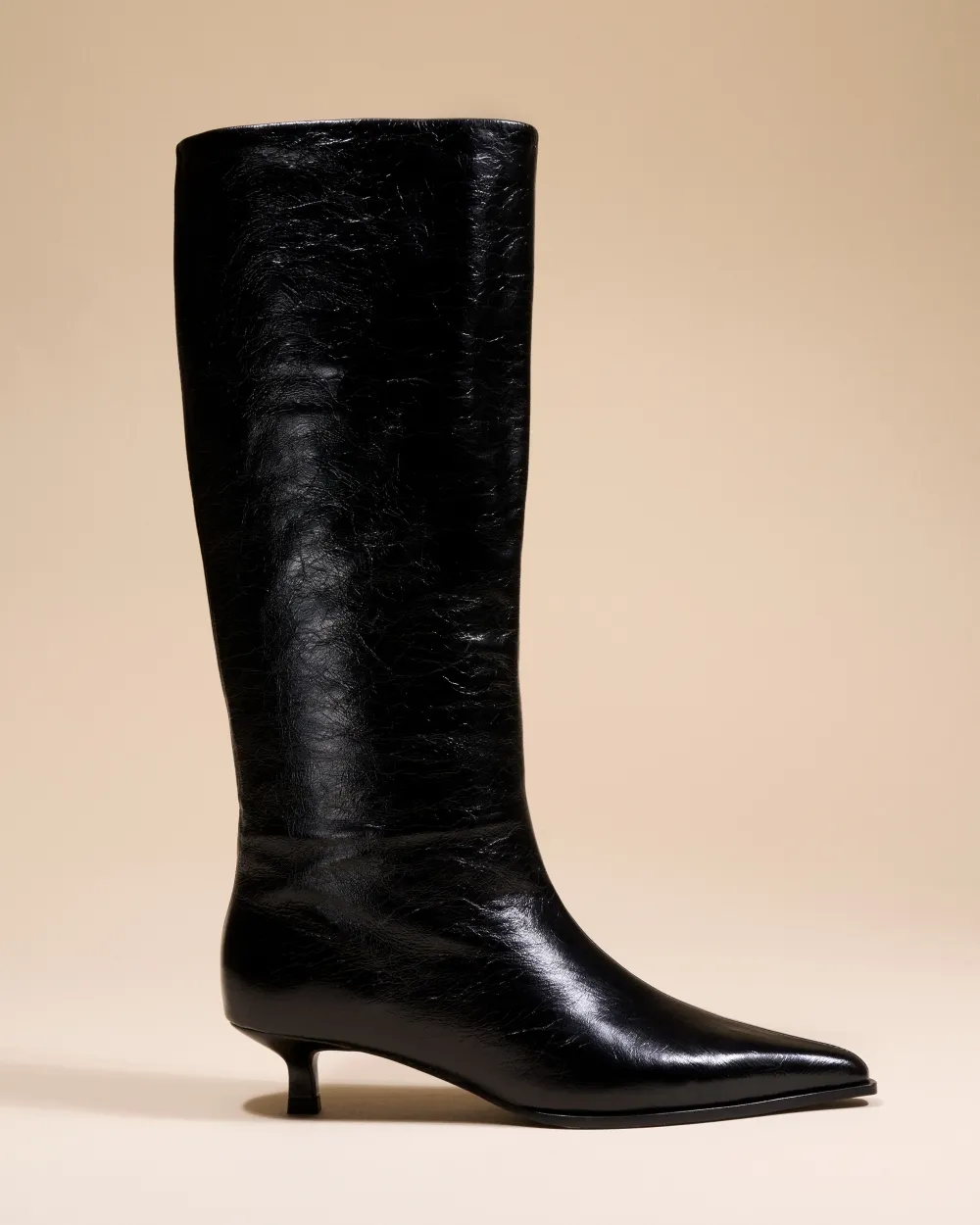 LOW-HEELED BOOTS WITH POINTED TOES VIVIENNE CRINKLED