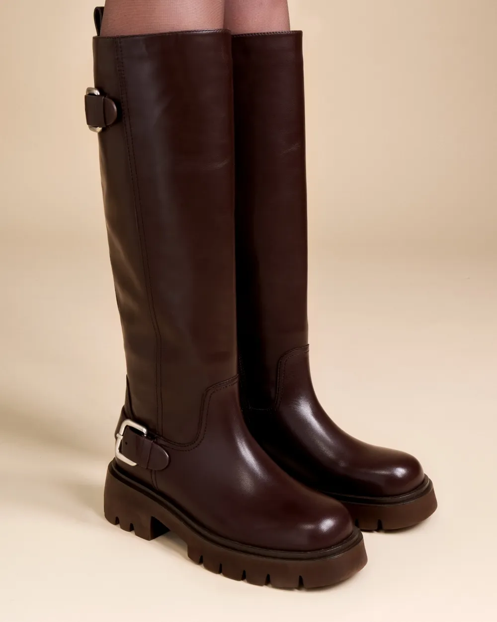 CHOCOLATE BOOTS WITH CHUNKY TREADED SOLES IN LEATHER HERPEN CHOCOLATE