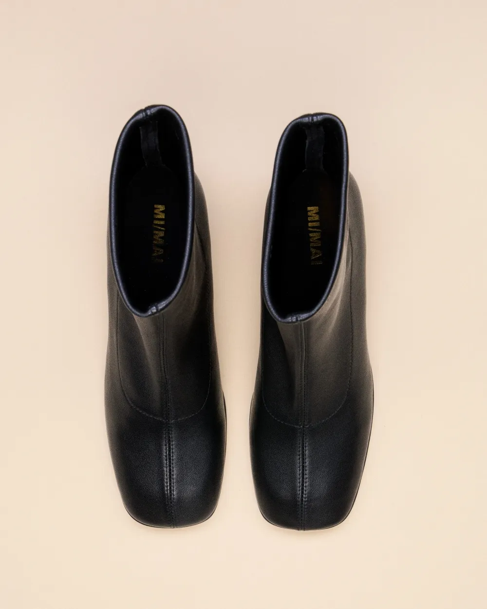 LOW-HEELED BOOTS WITH SQUARE TOES RASMUS LOW BLACK LAMB