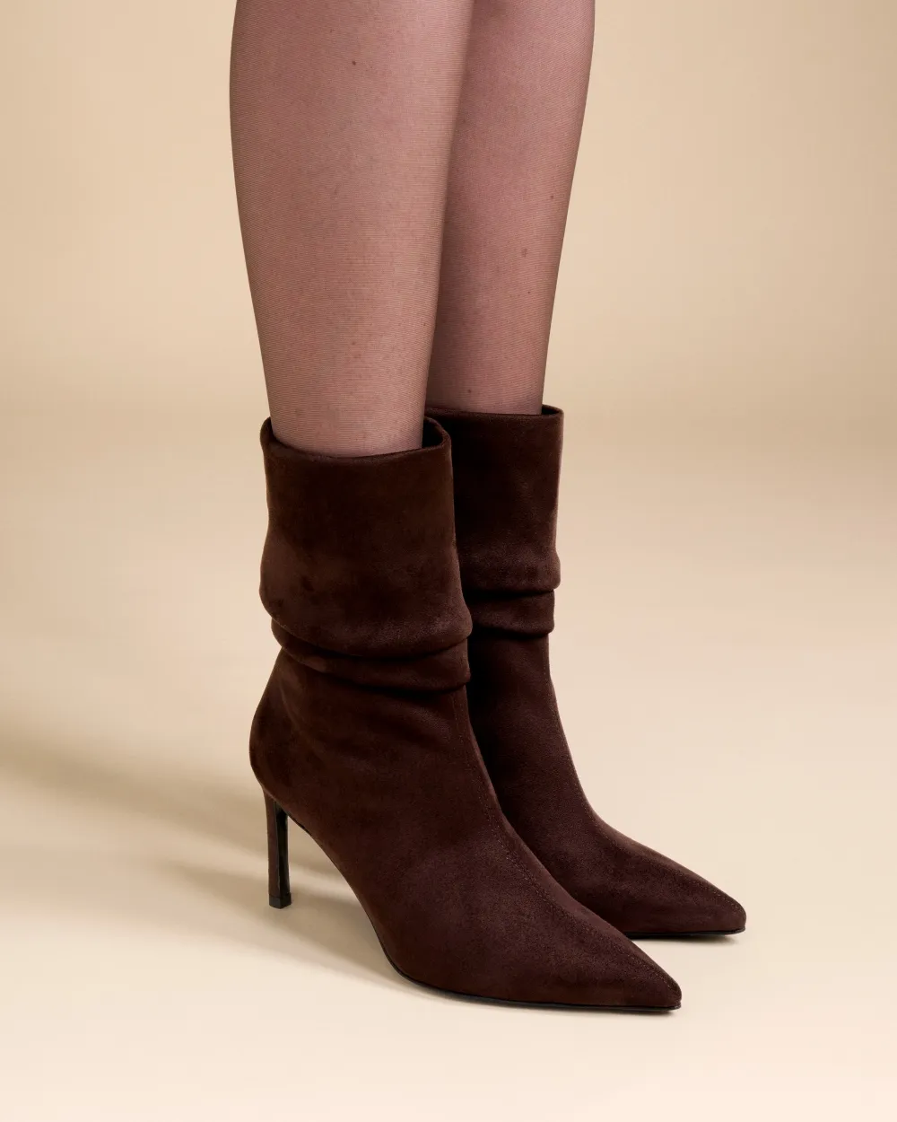 HIGH HEELED BOOTS WITH POINTED TOES ZAHA CHOCOLATE