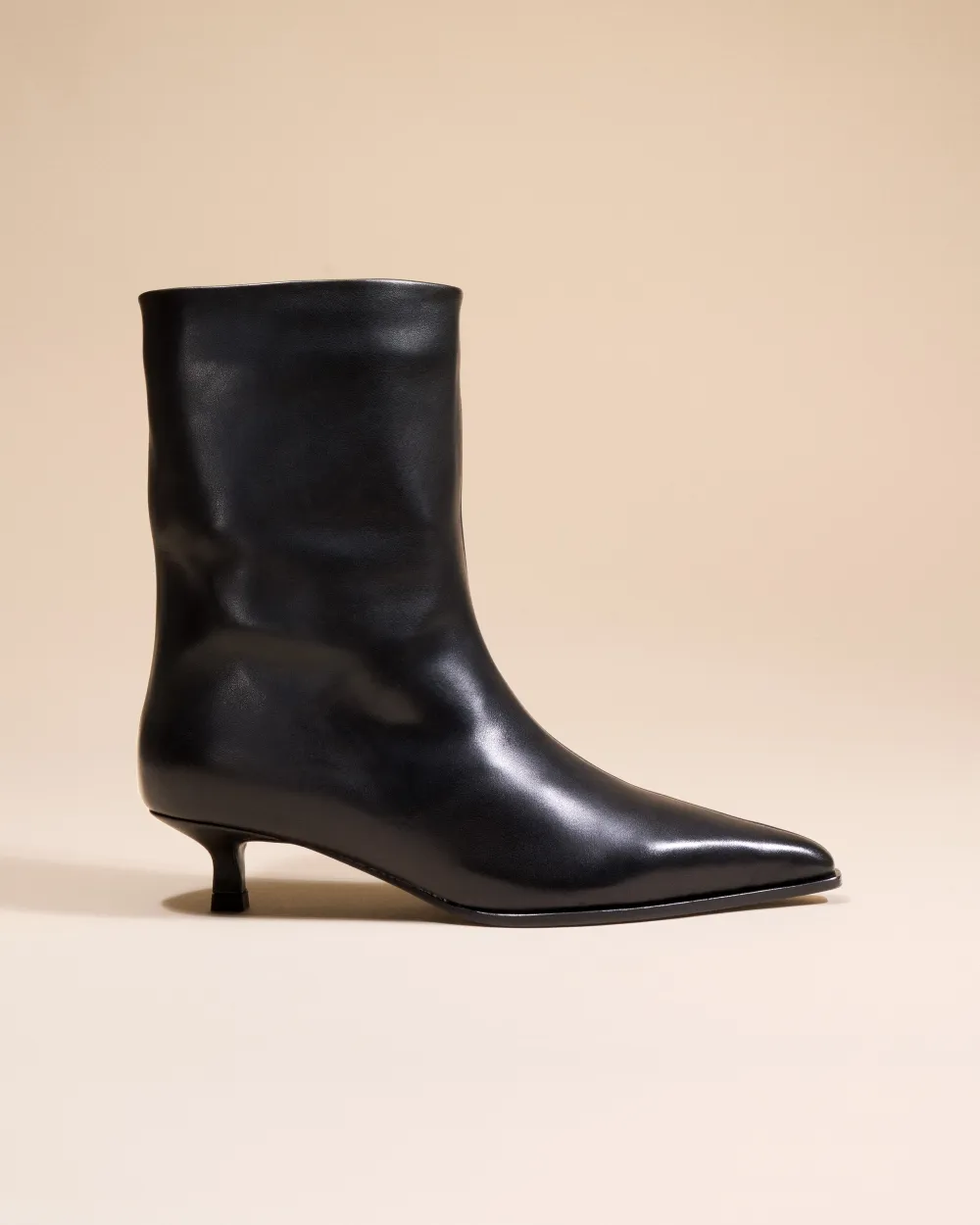 LOW-HEELED BOOTS WITH POINTED TOES WRIGHT BLACK