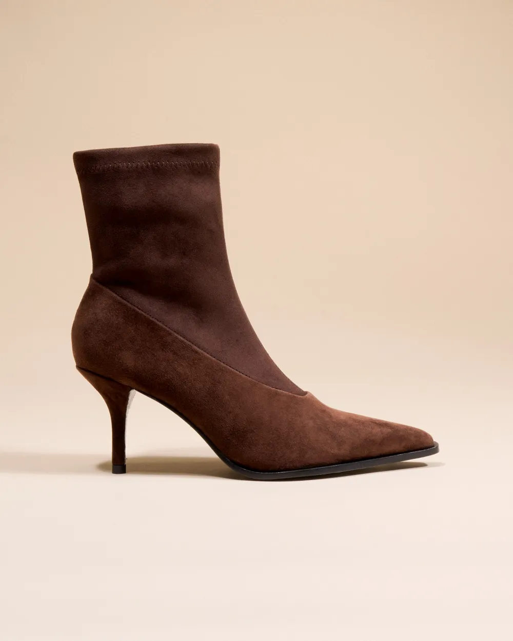 CHOCOLATE POINTED-TOE ANKLE BOOTS WITH STILETTO HEEL ANDO CHOCOLATE