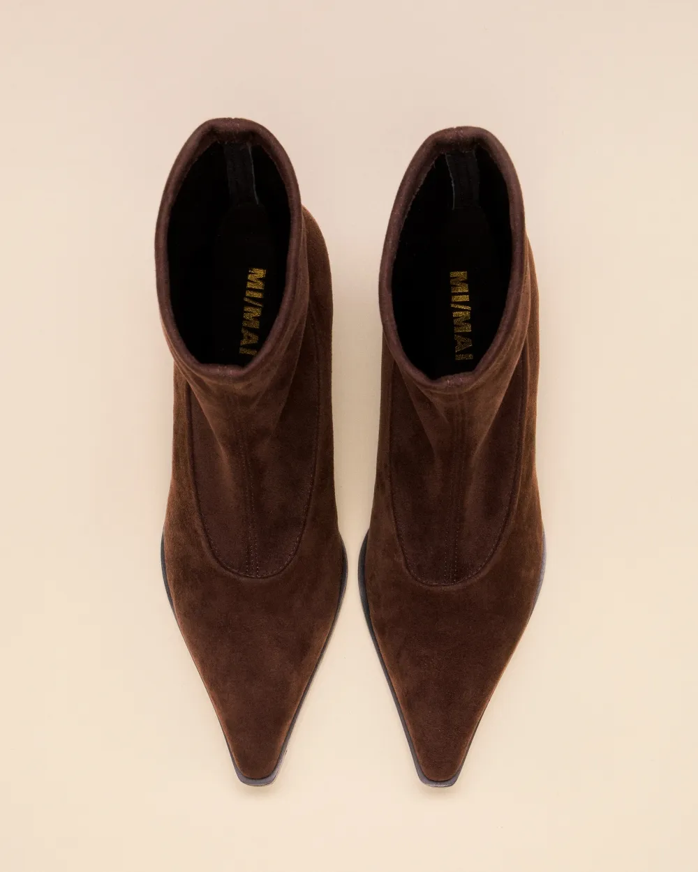 CHOCOLATE POINTED-TOE ANKLE BOOTS WITH STILETTO HEEL ANDO CHOCOLATE