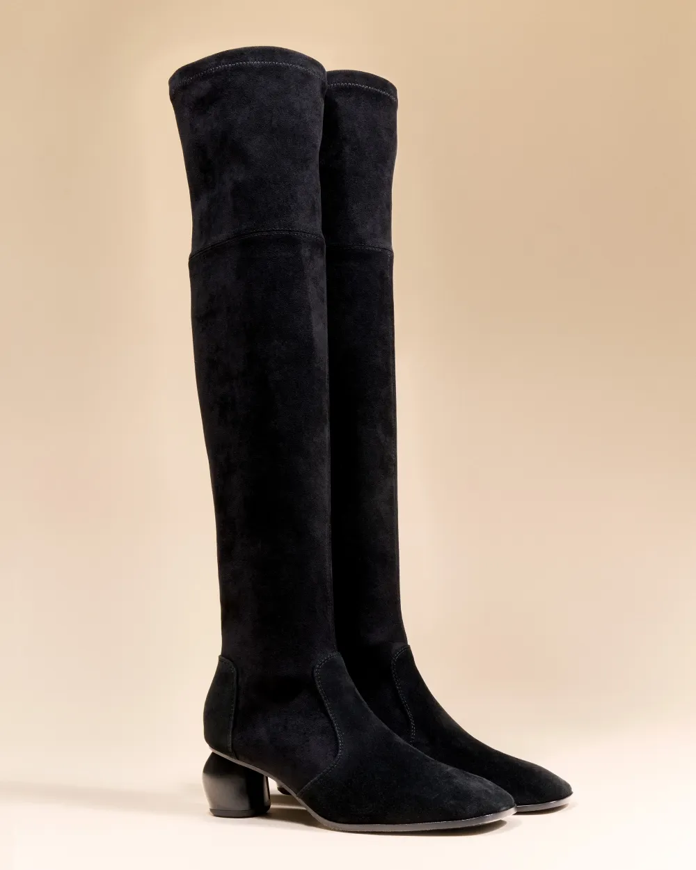 Low-heeled thigh boots Gae Low Black