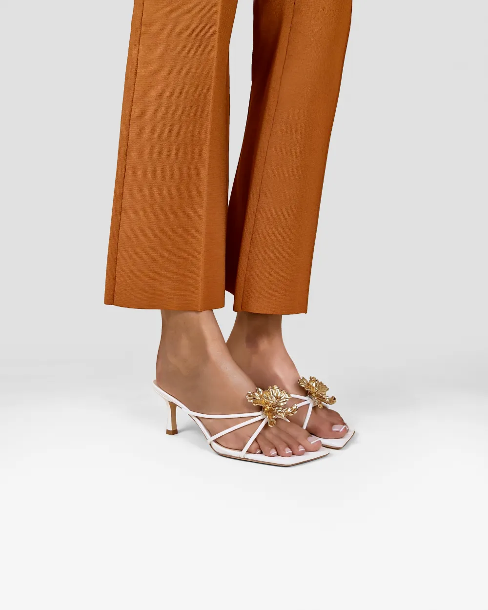Thira White Strappy Mules with Interchangable Accessories