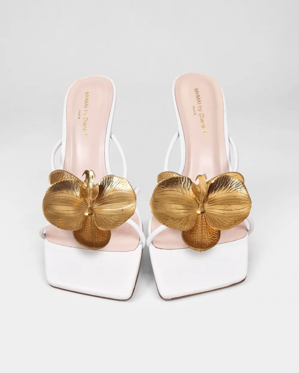 Thira White Strappy Mules with Interchangable Accessories