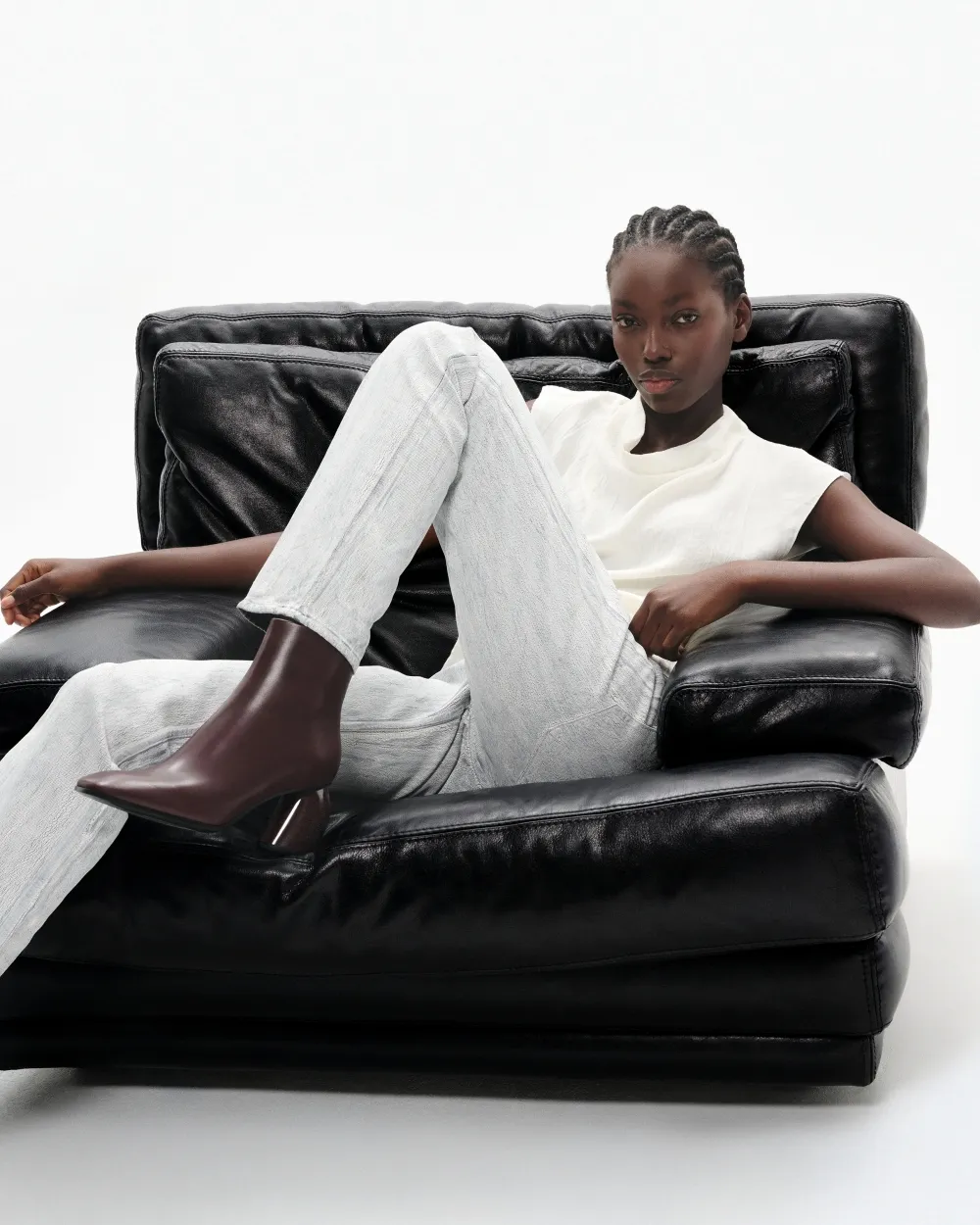 BURGUNDY BOOTS WITH SQUARE TOES AND HIGH HEELS RAMS BURGUNDY