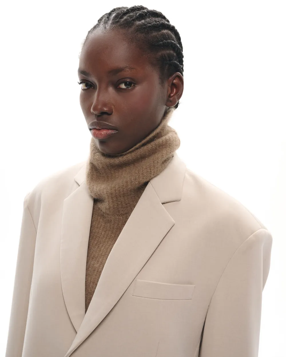 REMOVABLE RACCOON MESH COLLAR CASPER NUT