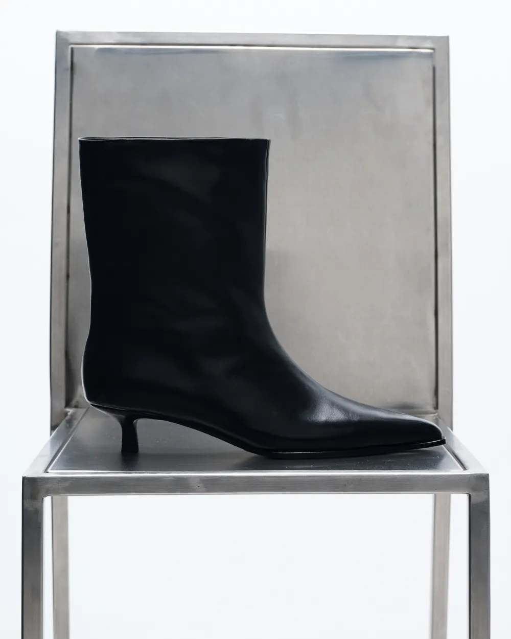 LOW-HEELED BOOTS WITH POINTED TOES WRIGHT BLACK