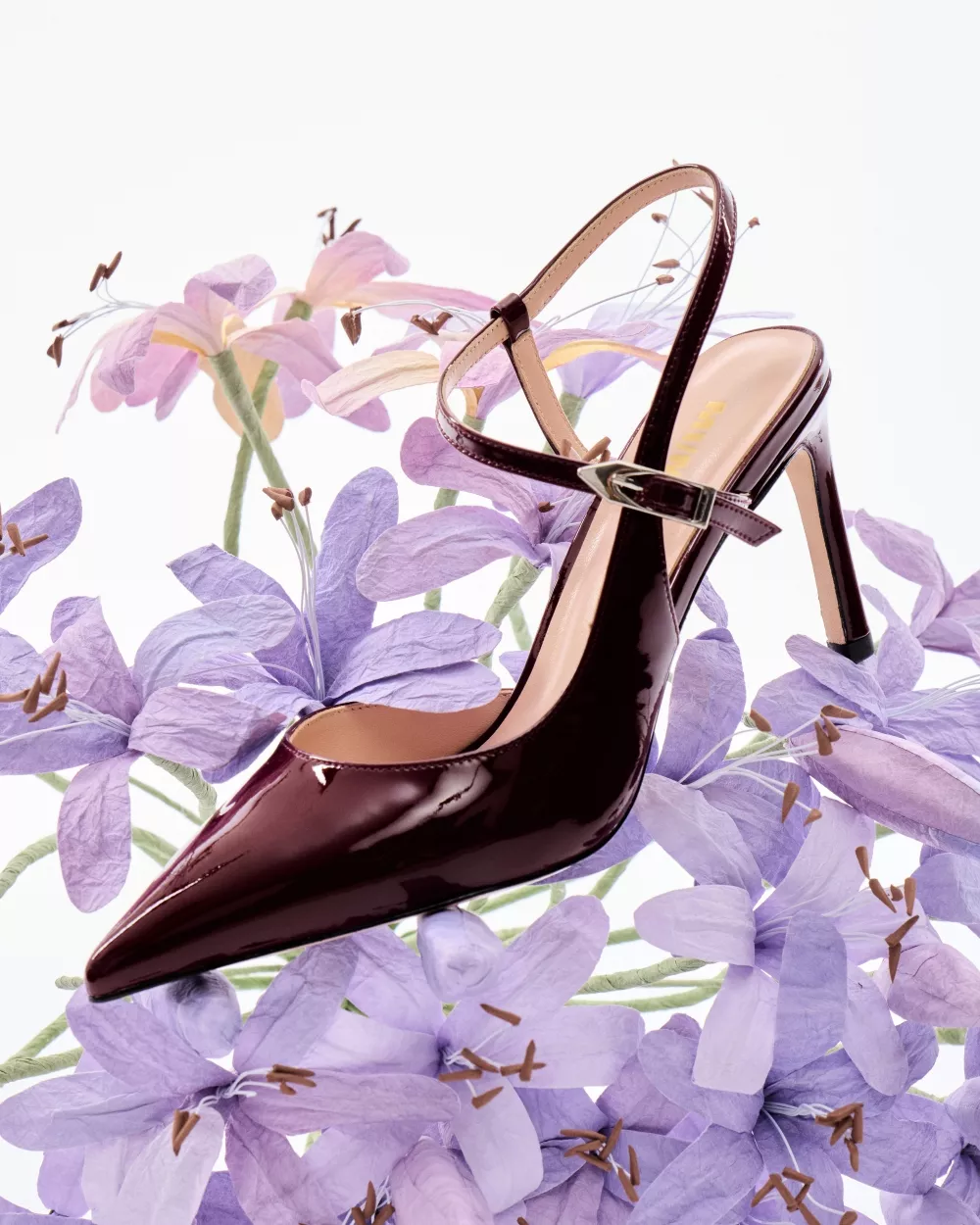 Leather slingback stiletto with pointed toe and strap Emy Burgundy Patent
