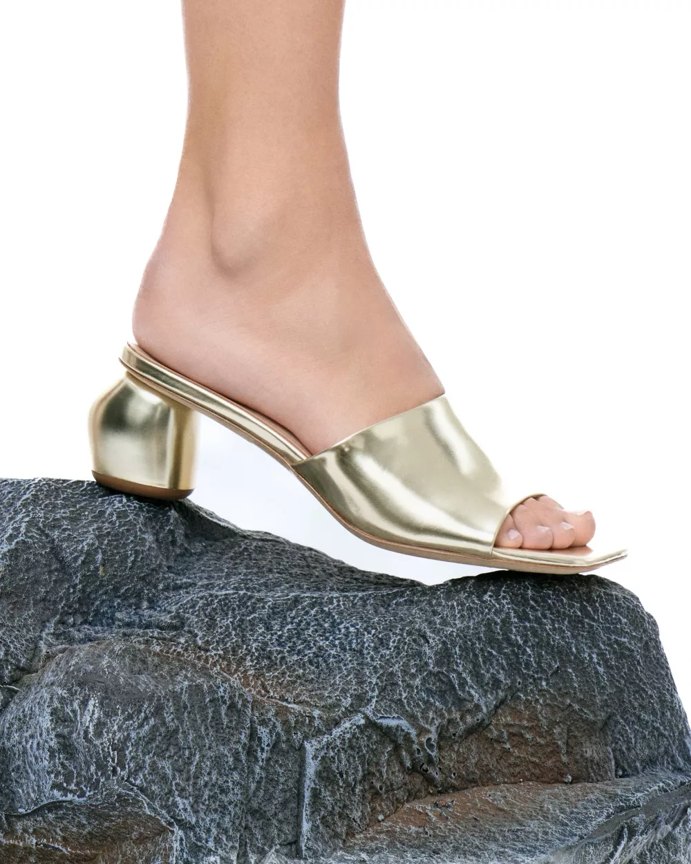 Leather mule with small heel Gemma Low Gold