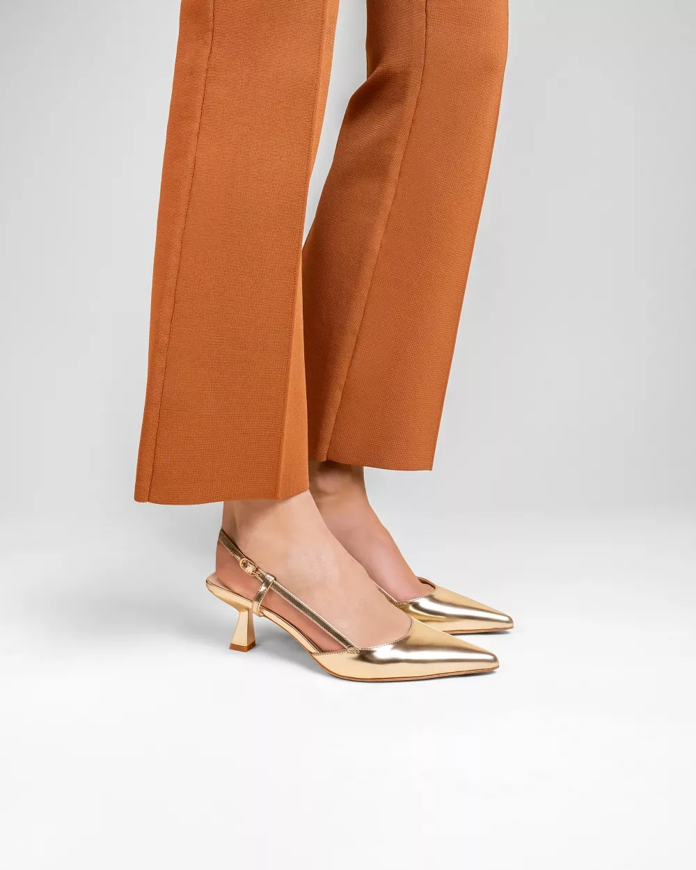 Small sling-back heel stiletto in gold leather Corto Gold