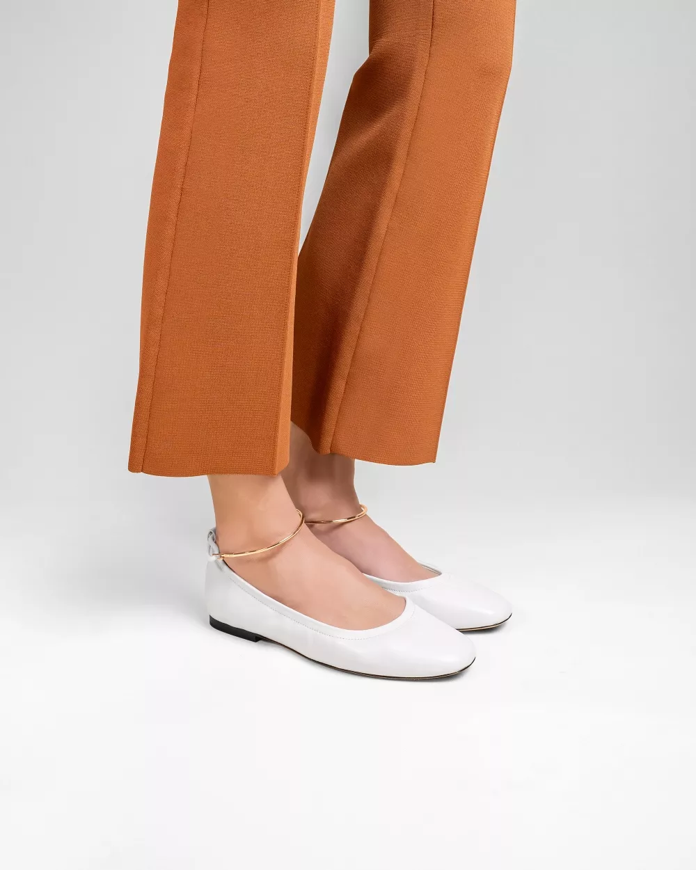 Ballerines à chaines amovibles dorée ou à cristaux Frida White