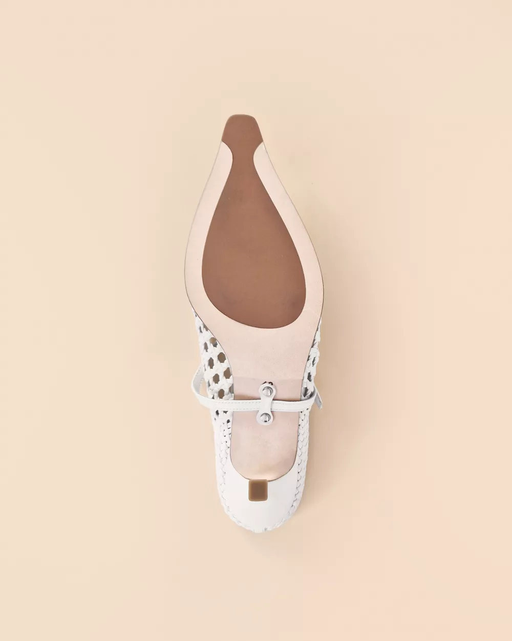 Leatherette pointed court shoe with small coil heel Suzanne Woven White