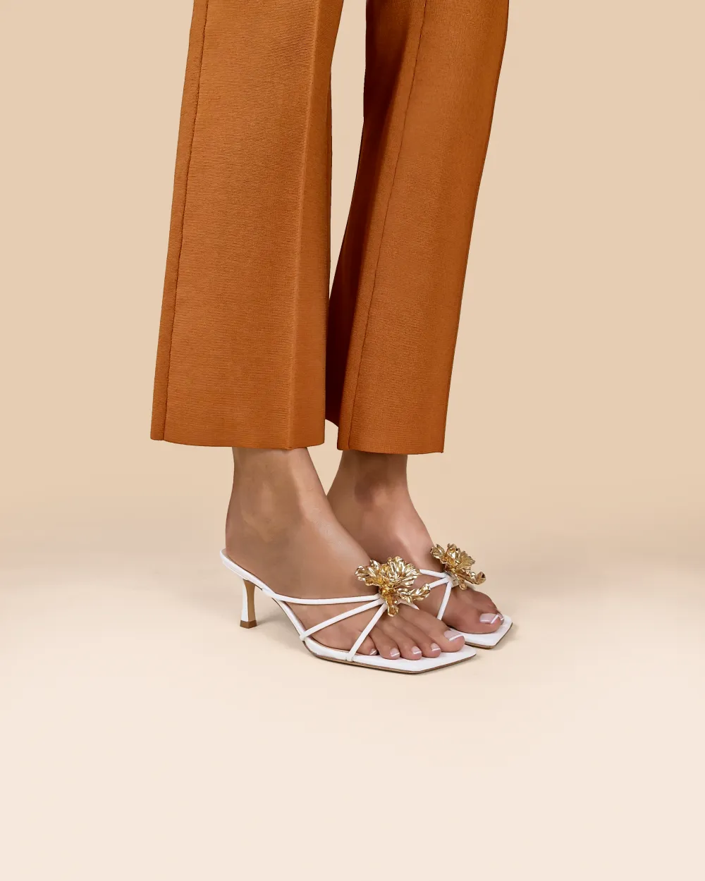 Thira White Strappy Mules with Interchangable Accessories
